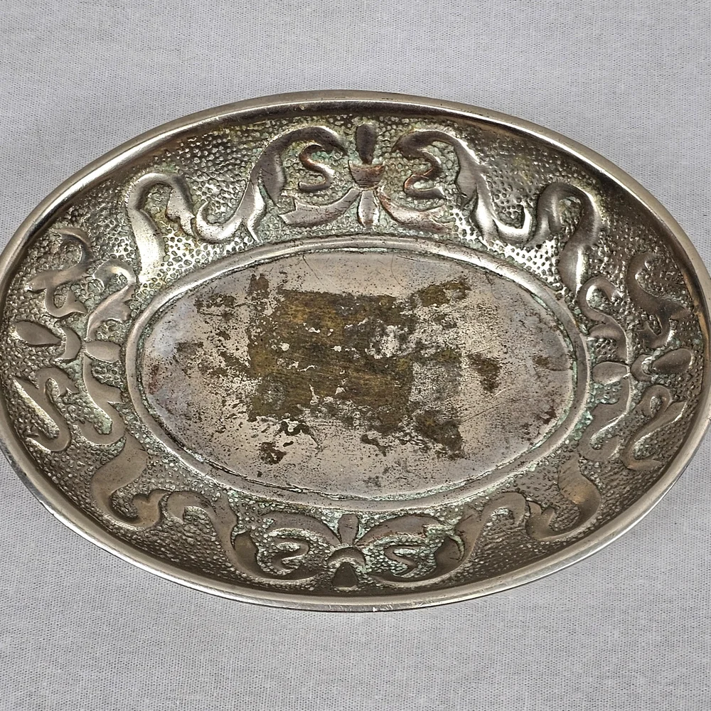 Vintage Croscill Canterbury 51 Silver Footed Soap Dish | Ornate Embossed Border